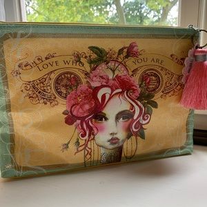 Fabulous Clutch ! Never Used New